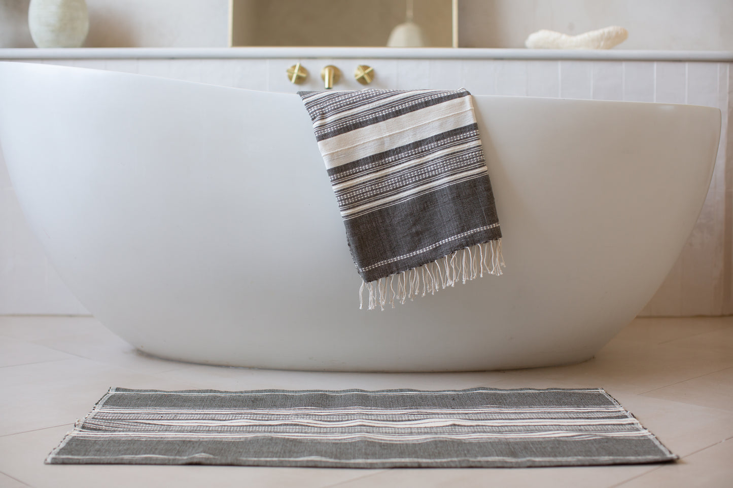 Genalé Handwoven Ethiopian Cotton Bath Set | 1 Bath Mat + 1 Bath Towel + 1 Hand Towel