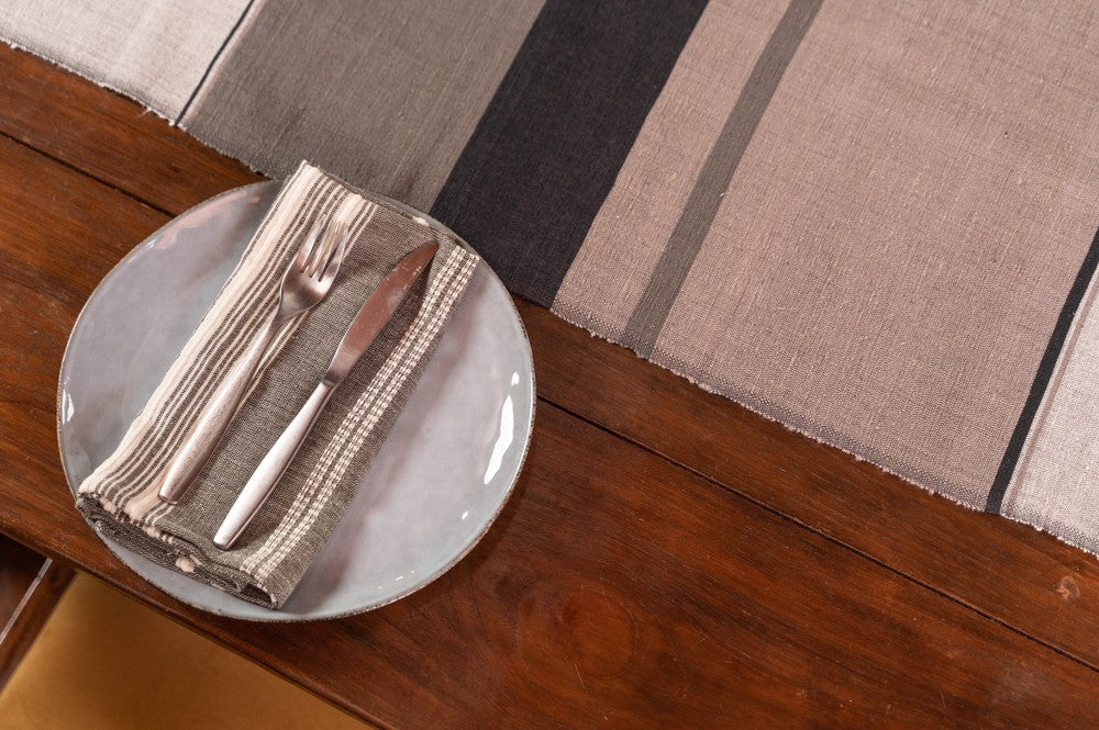 Dalol table runner sabahar