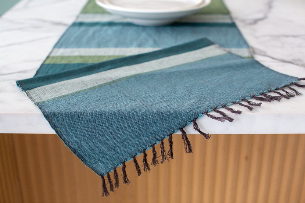 Dalol table runner sabahar