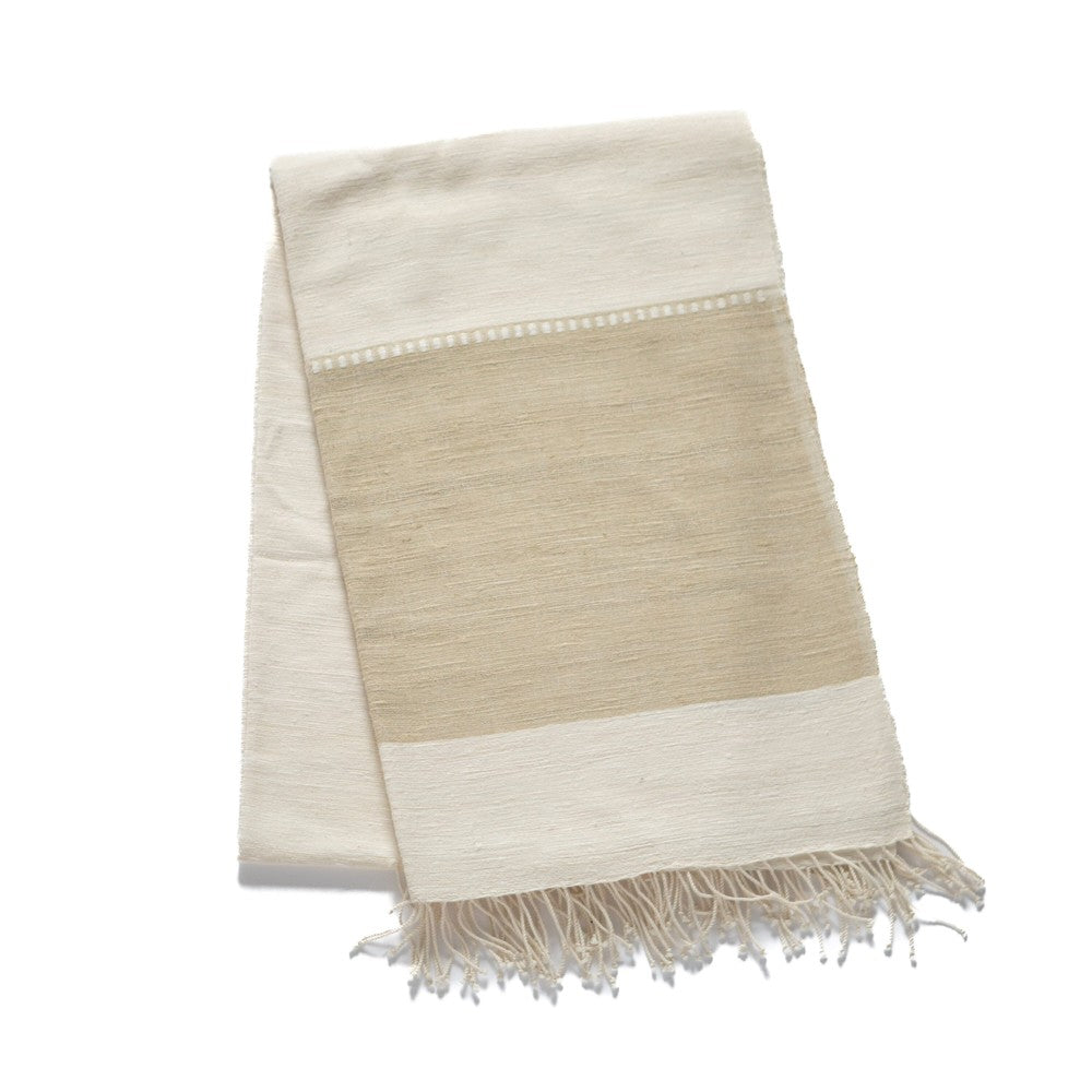 Sand & Snow throw Throws sabahar