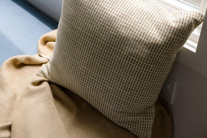 Akobo Handowen Cushion in Cream