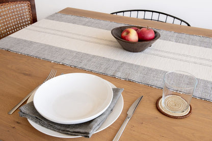 Sodo table runner in Ivory 